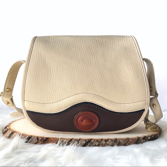 Dooney & Bourke | Vintage Teton Large Saddle Bag - Picture 2 of 12